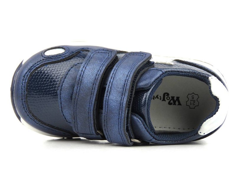 Dětská sportovní obuv s koženou stélkou - Wojtyłko 22009, tmavě modrá