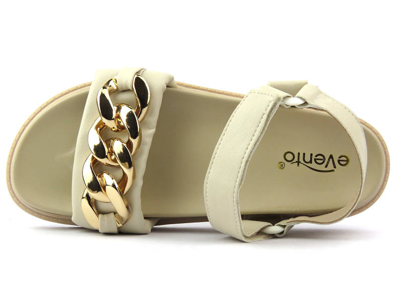 Dámské sandály se zlatým řetízkem - Evento 22SD35-4522, béžové