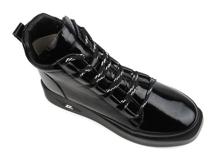 Dámské kožené kotníkové boty na platformě - Artiker 53C0886, černé