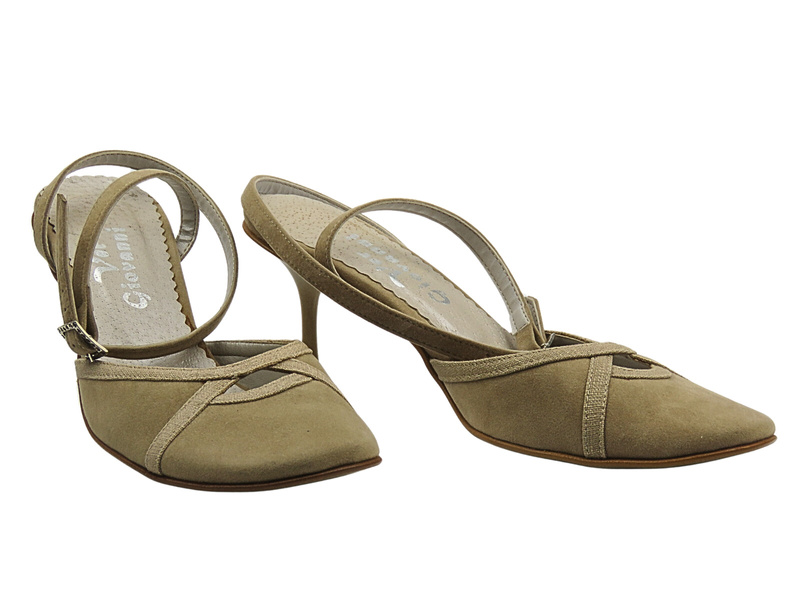 Lodičky na podpatku Ver Giovanni 526/16/M béžové s nastavitelným páskem