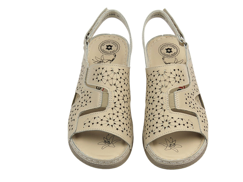 Dámské kožené sandály s suchým zipem – béžové Evento 25SD17‑8365