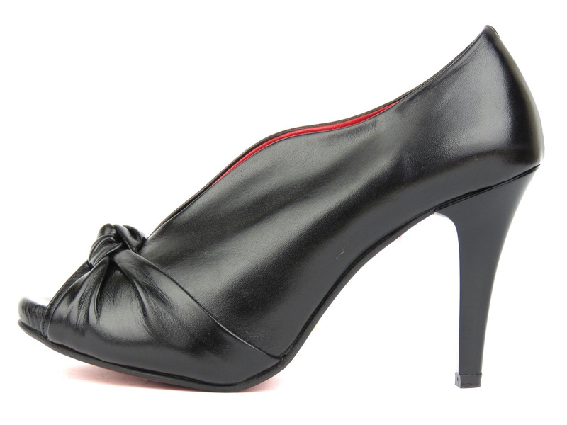 Kožené lodičky na vysokém podpatku - Zych 2063, černé