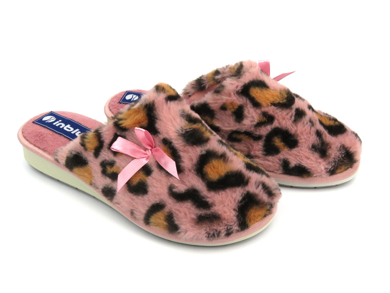 Dámské kožešinové pantofle s leopardím potiskem - INBLU LB-94, růžové