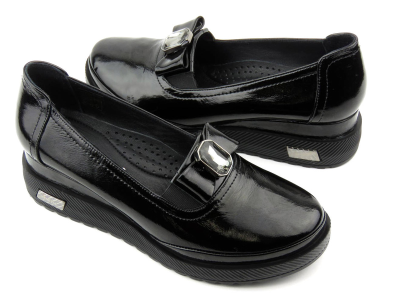 Elegantní dámské boty na malém klínku - VENEZIA 131180, černé