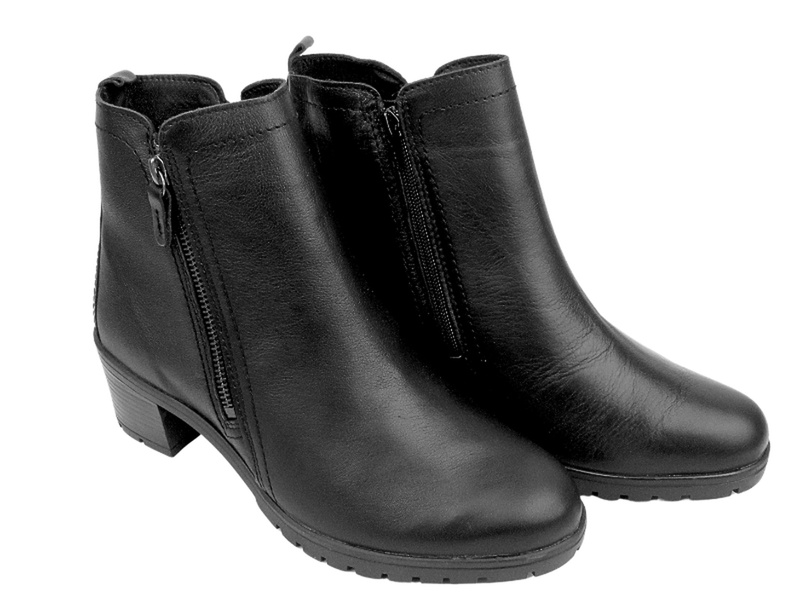 Dámské zateplené boty - Comfortabel 960352-01 Black with Zipper