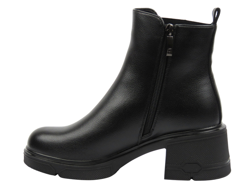 Zateplené, klasické dámské kotníkové boty hnědé – Potocki 25-12681