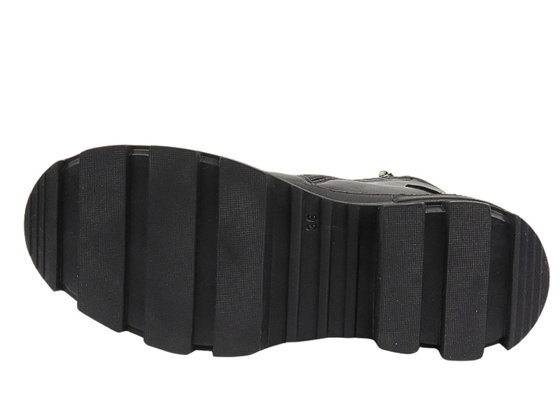 Dámské kožené kotníkové boty - VACARRO 490, černé