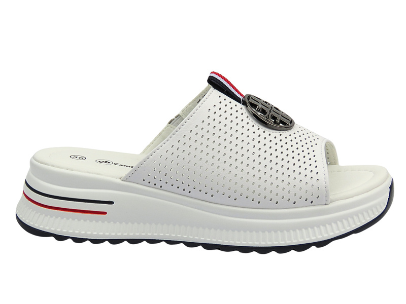 Kožené dámské pantofle bílé Cambell 25-07305