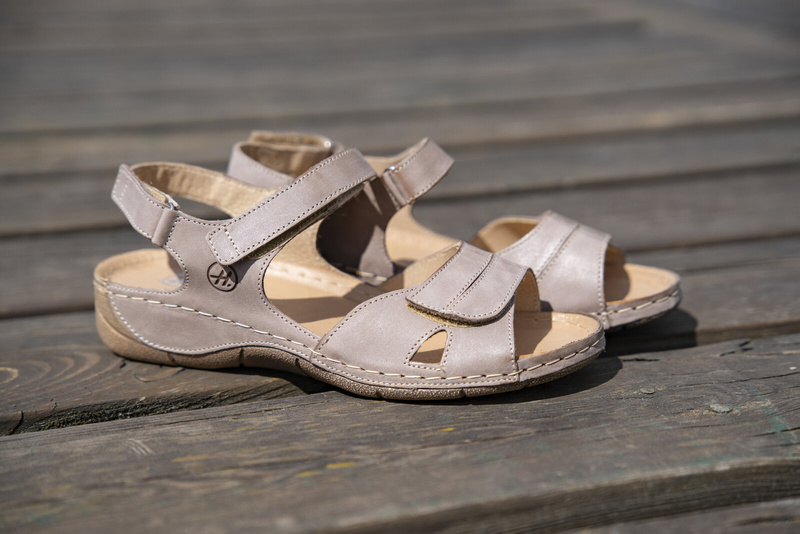 Pohodlné dámské kožené sandály - HELIOS Komfort 106, béžová