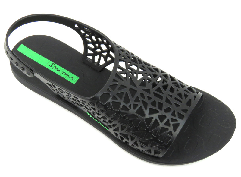 Dámské sandály s prolamovaným svrškem - IPANEMA 26679, černé