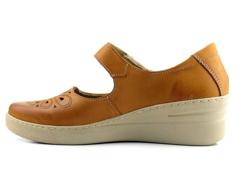 Dámské kožené boty na klínku - Helios Komfort 393, světle hnědé