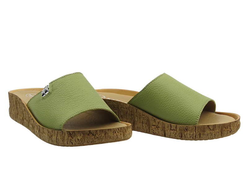 Wygodne, miękkie klapki damskie HELIOS Komfort 130, zielone