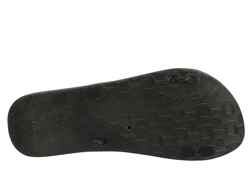 Pohodlné dámské pantofle s pletenými pásky – Ipanema 27214, černé