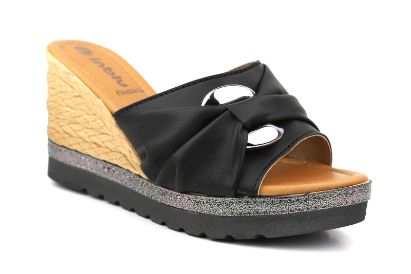 Dámské sandály na klínku - INBLU FG-34, černé